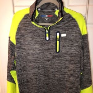 Men’s athletic pull over